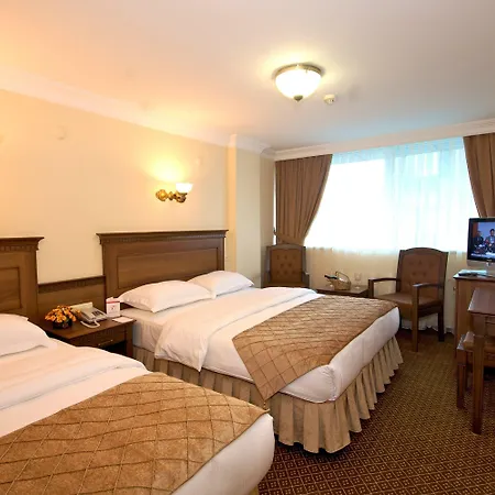 Grand Unal מלון 3*