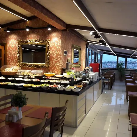 格兰德乌纳尔酒店 酒店 3*