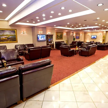 Grand Unal Hotell 3*