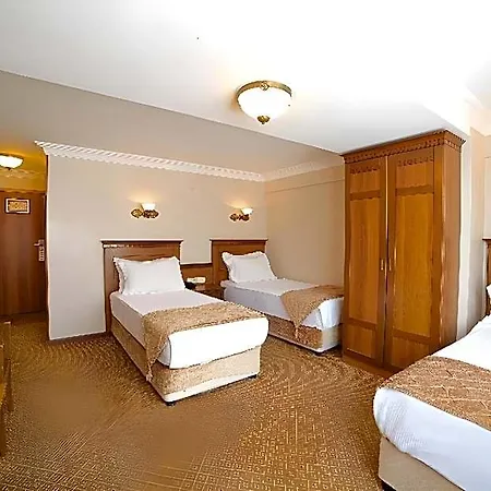 Grand Unal Hotel 3*