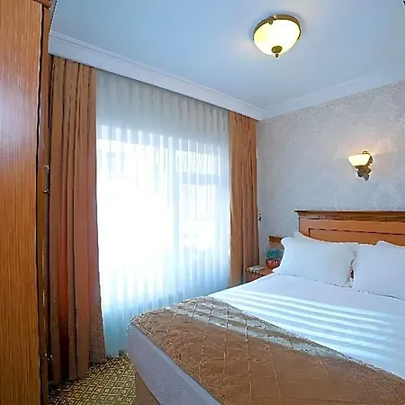 Grand Unal Hotel