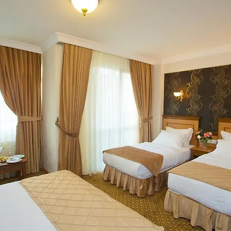 호텔 그랜드 우날