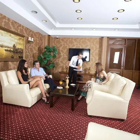 Ξενοδοχείο Grand Unal 3*